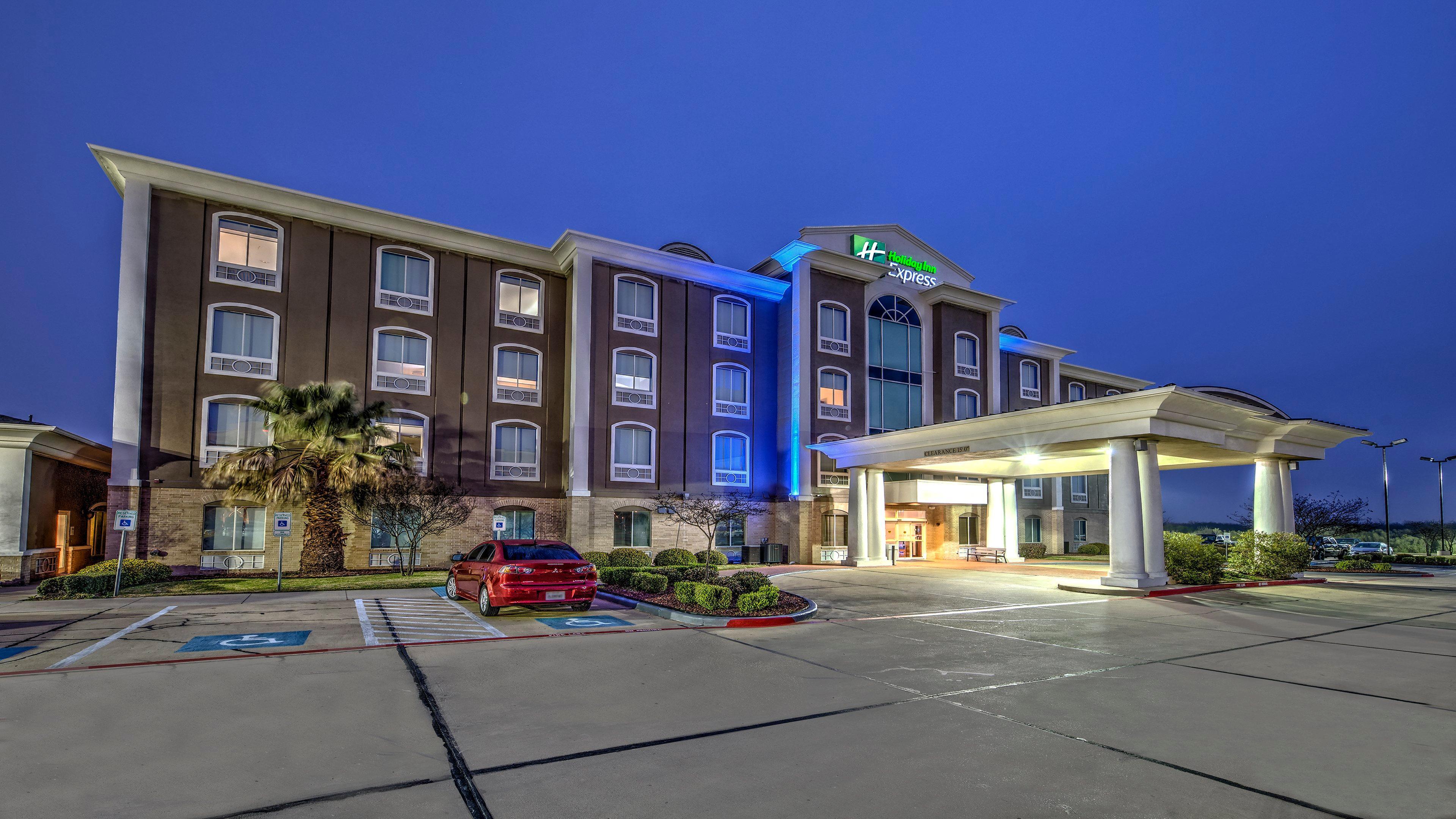 Holiday Inn Express Hotel And Suites Corsicana I-45 By Ihg Dış mekan fotoğraf