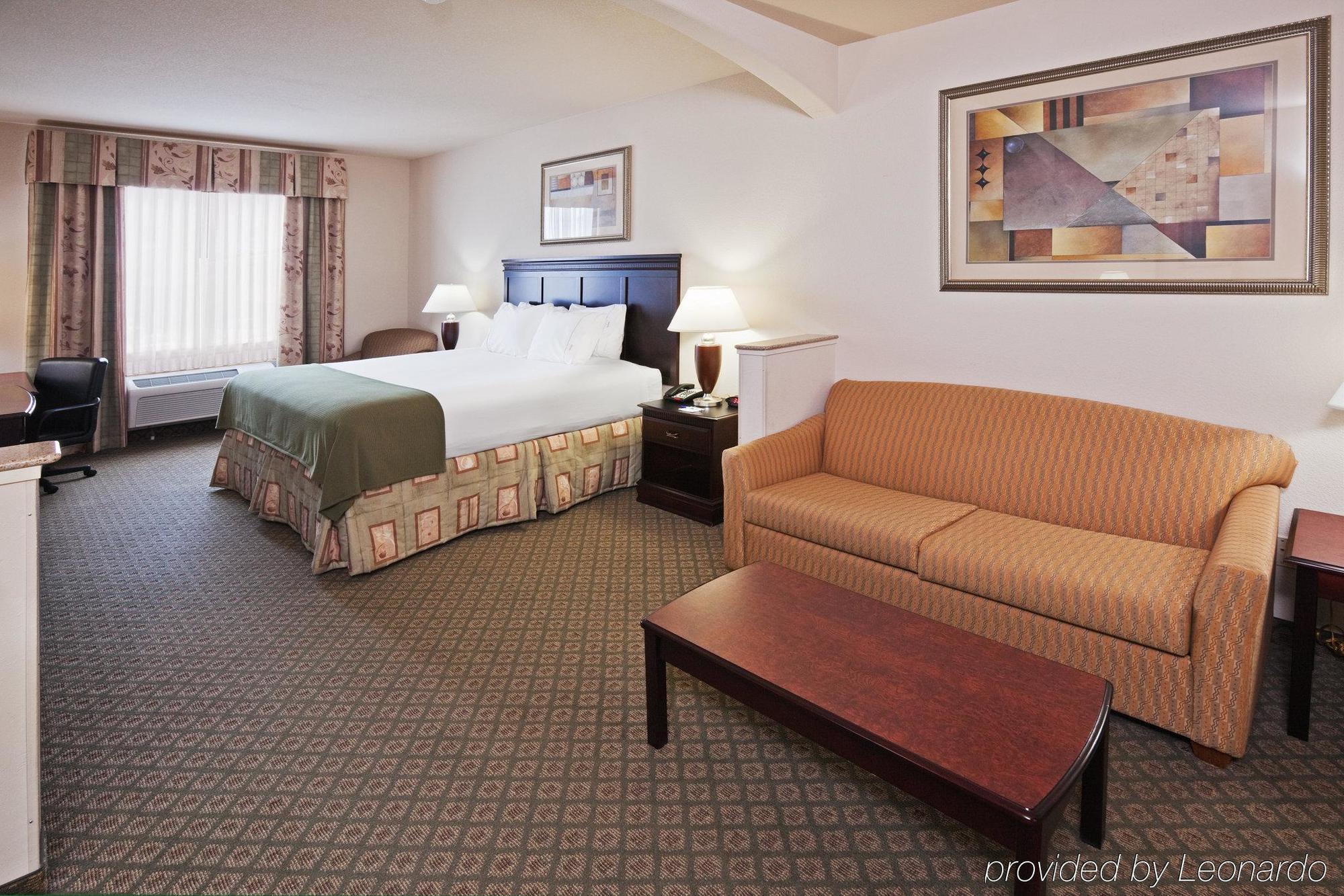 Holiday Inn Express Hotel And Suites Corsicana I-45 By Ihg Oda fotoğraf