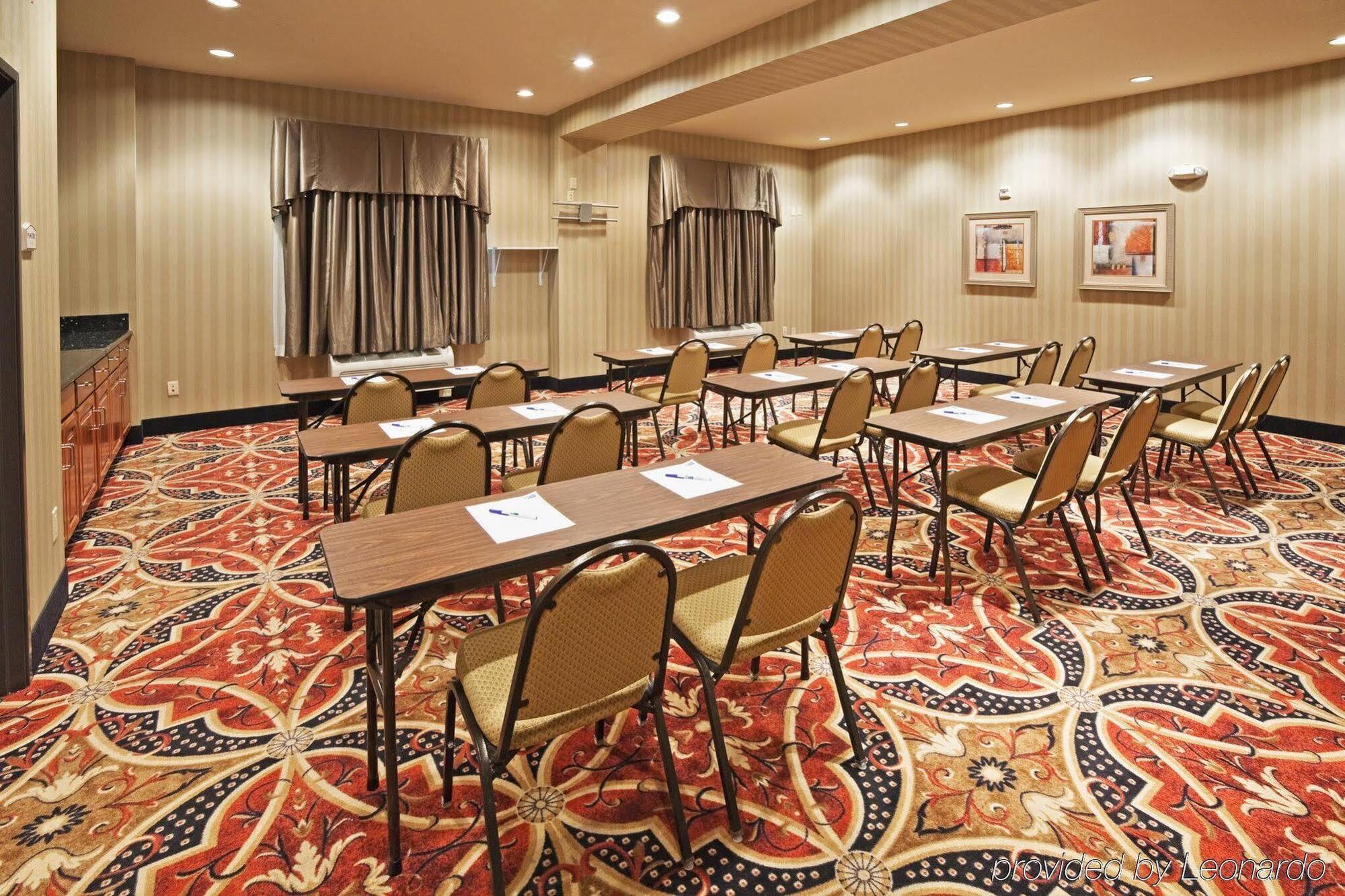 Holiday Inn Express Hotel And Suites Corsicana I-45 By Ihg Dış mekan fotoğraf
